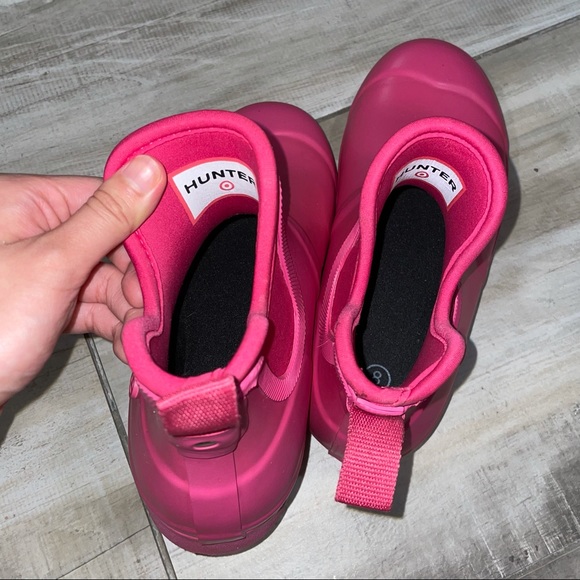 EUC Hunter x Target pink ankle rain boots - Sz 8 - Picture 4 of 5